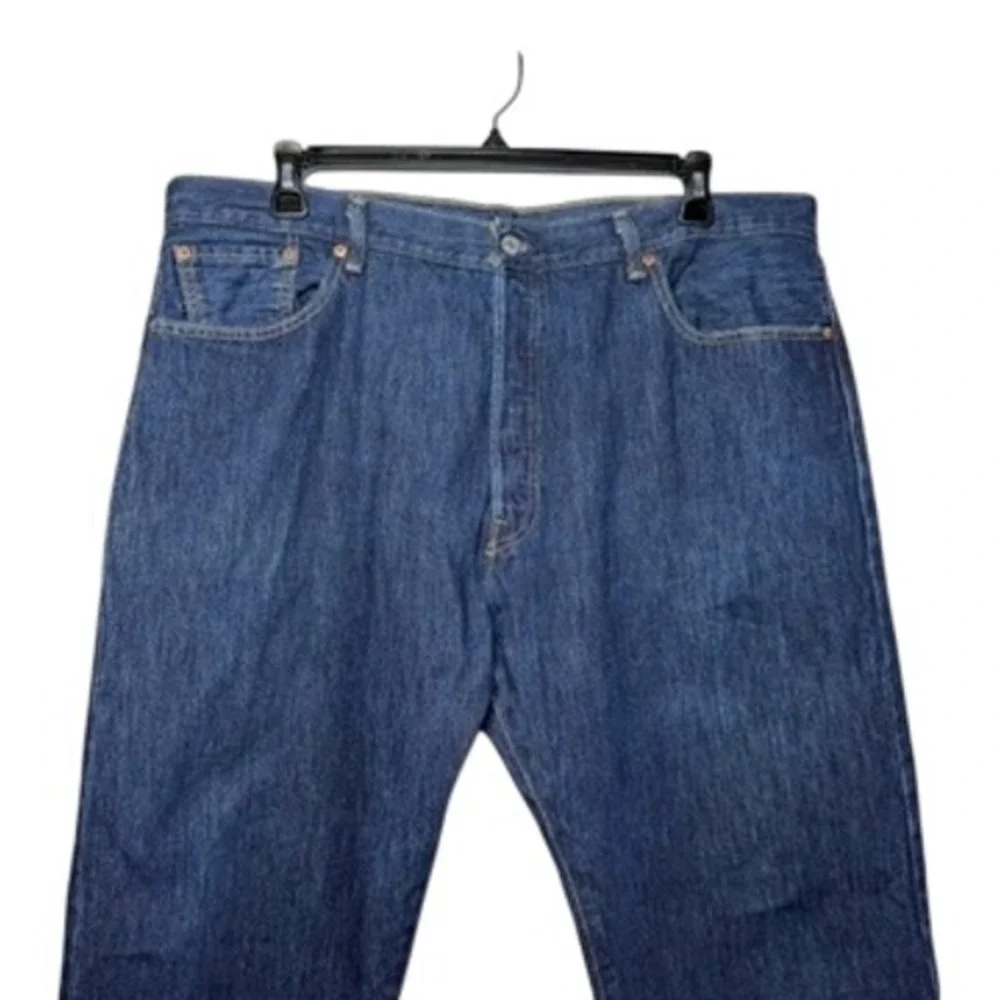 Levis excellent pre